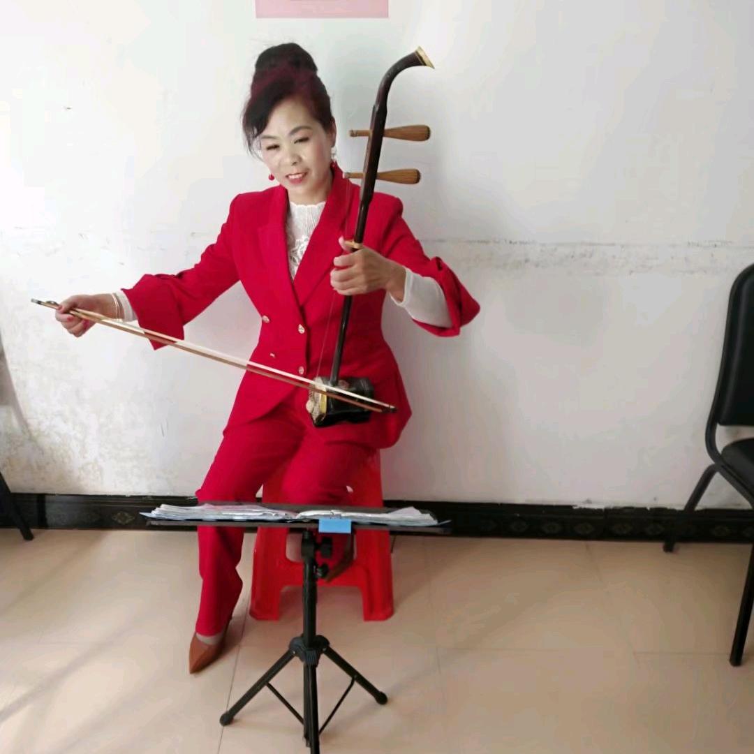 喜娘番茄妹