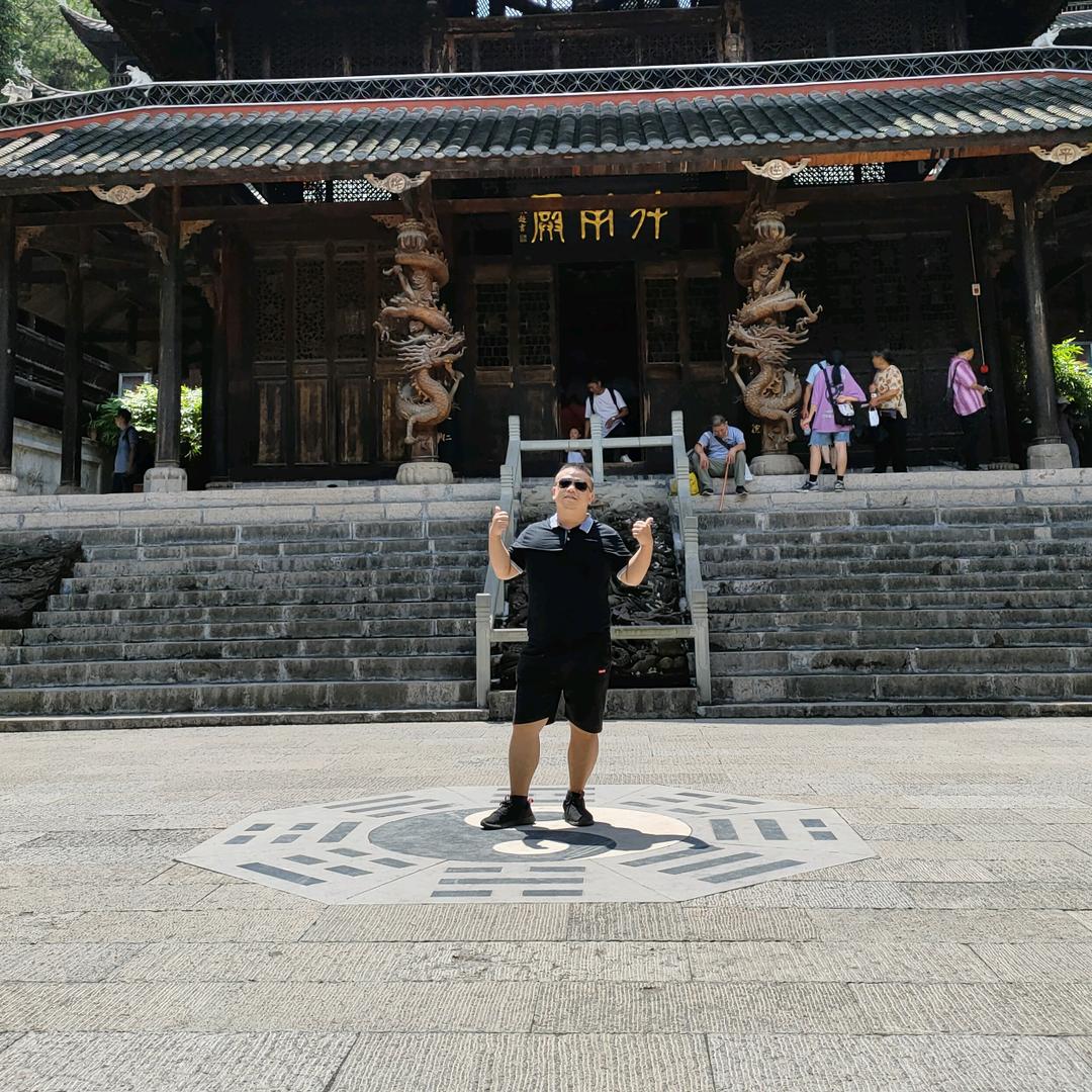 鄂Q王先森