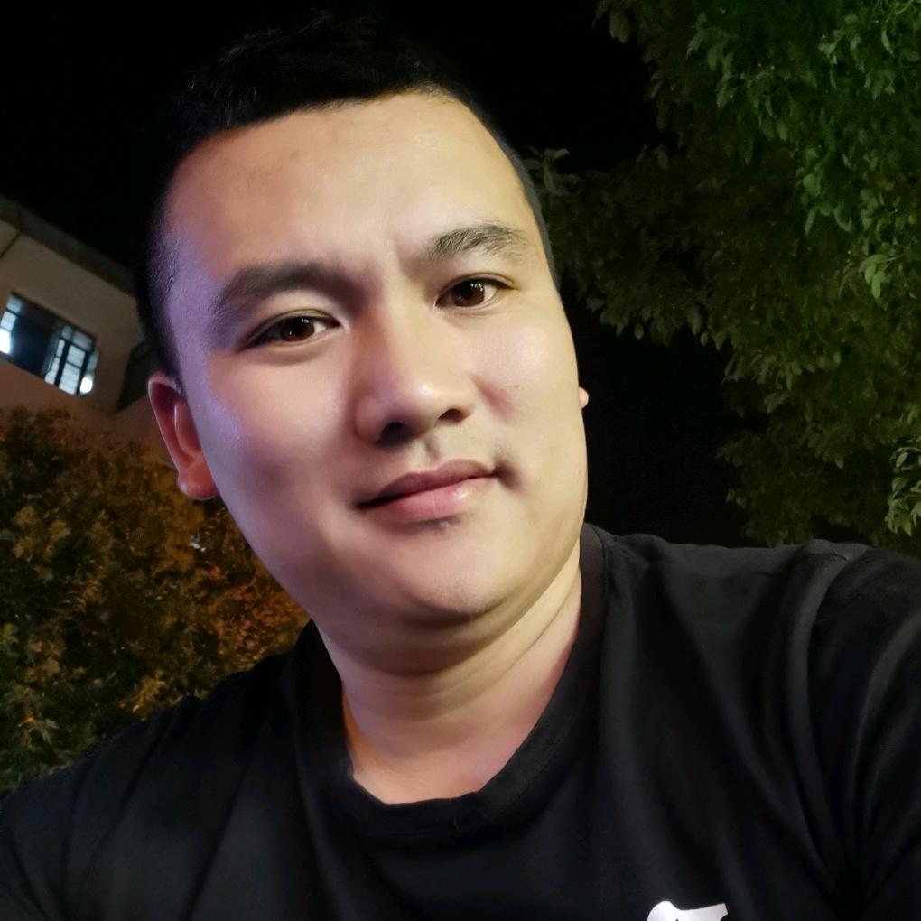 许下天荒地老，余生只爱你一人