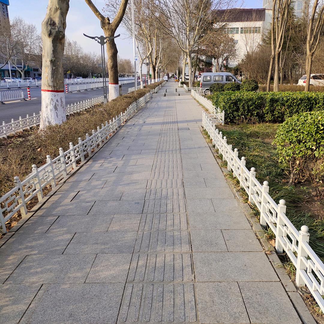 于小飞