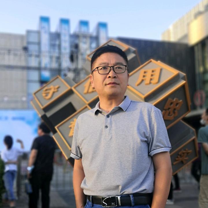 牛合群