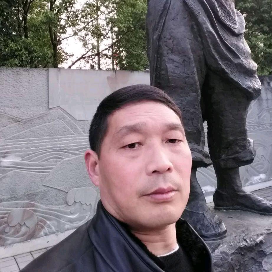 阿春哥。