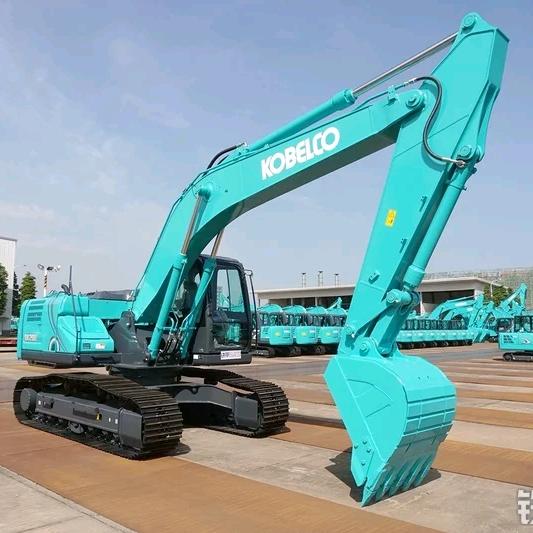 挖掘机大夫滕以明