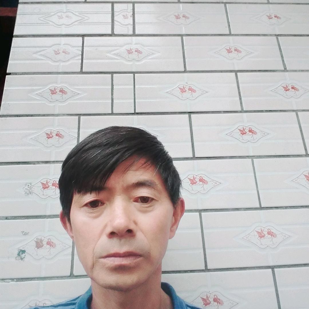 六枝三哥