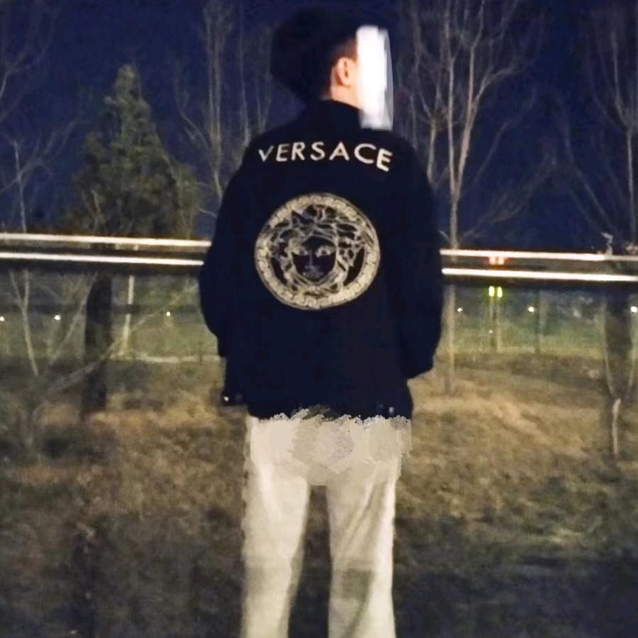 莫～黎