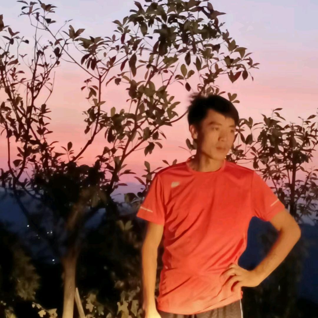二傻的亲哥