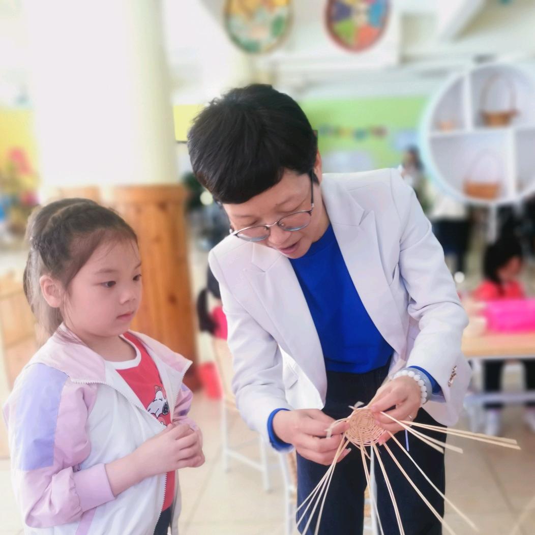 陈红萍~安溪竹藤编