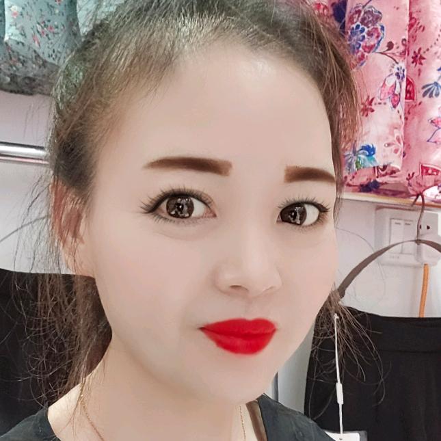 五里川镇步步高时尚精品女装