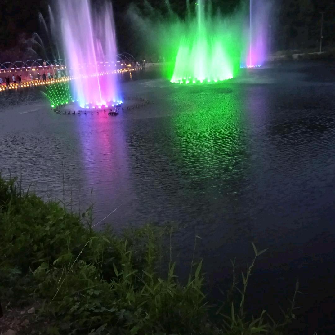 Nuyoah（字母反过来是好运）