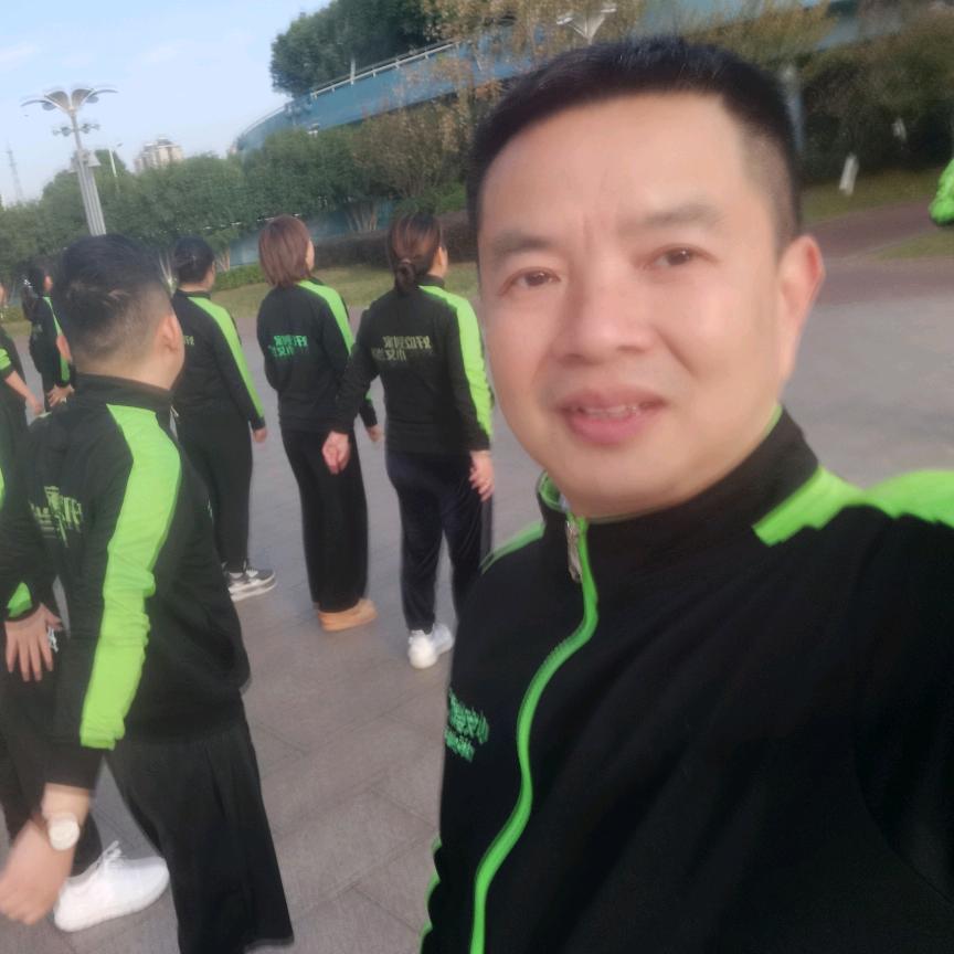 “国鸿嘉宴..小女当家.食得幸福”