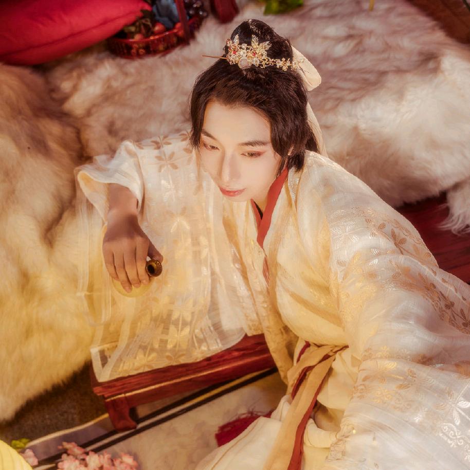 只是一只老羊（摄影师shawn）