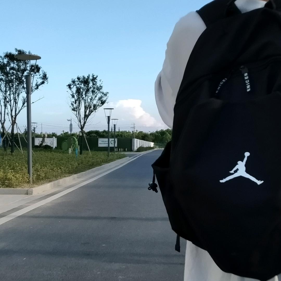 去睡觉.（减肥中）