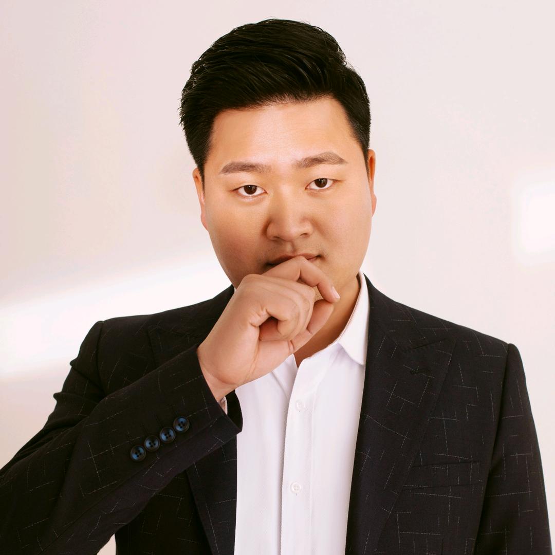 严小胖