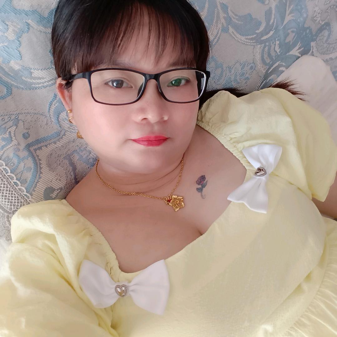 优雅小妹