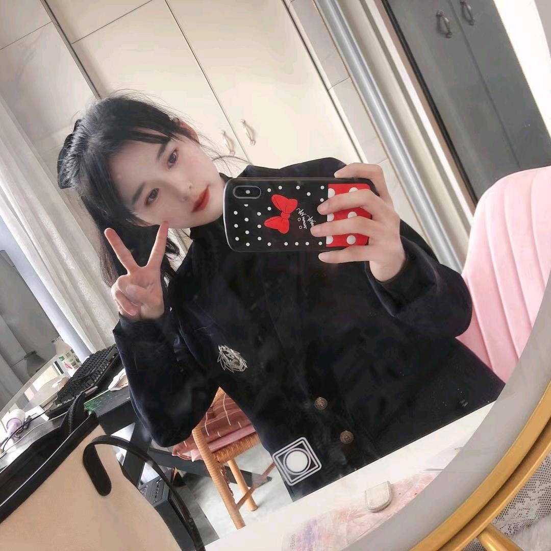 田小田.