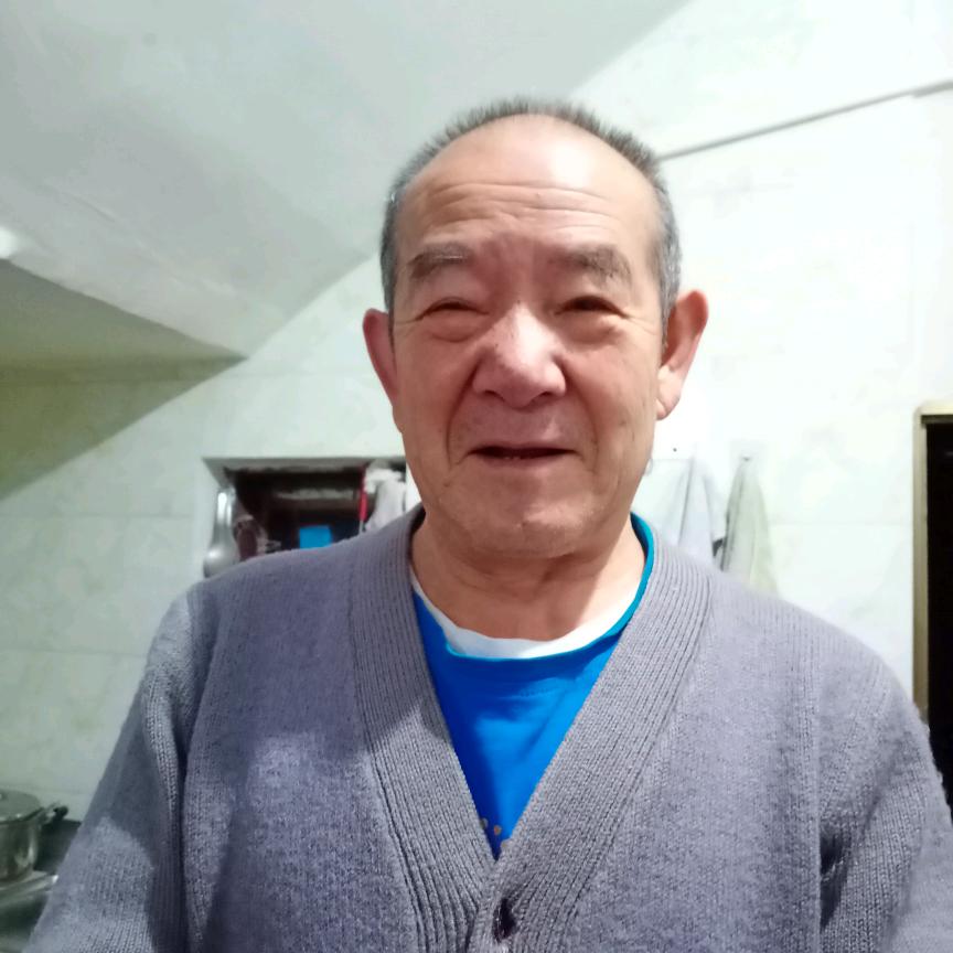 彭显模