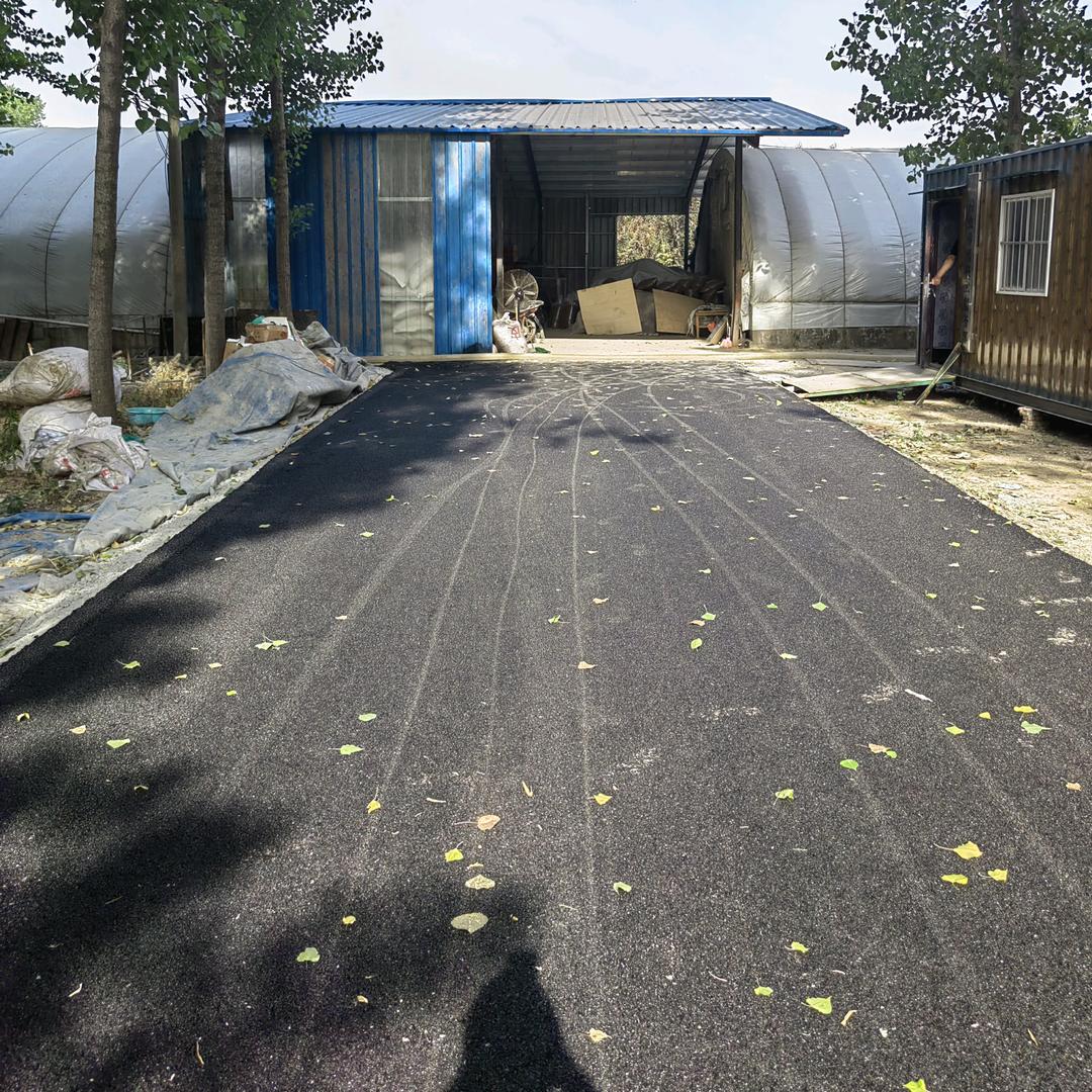 曹中敬 黄粉虫养殖