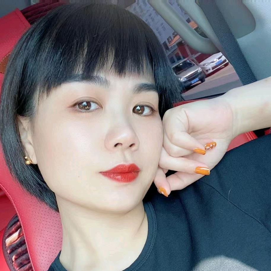 九儿老板娘（家有美酒）