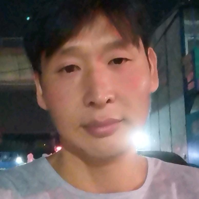 韦学春