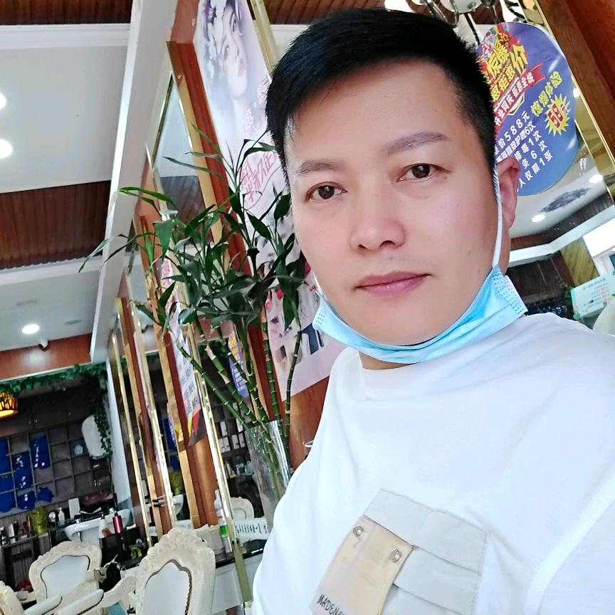 三和纹人默刻美发美容吴瑞