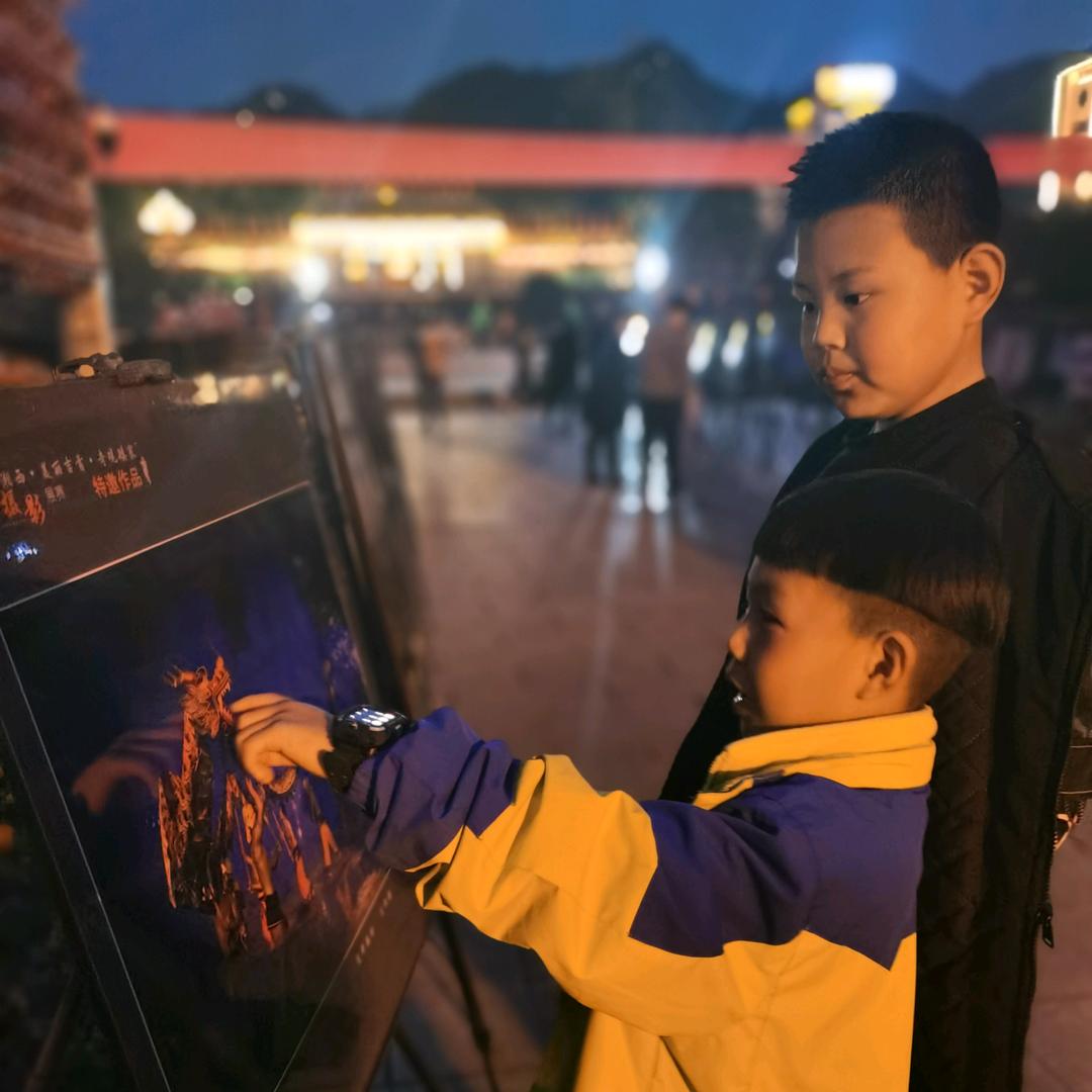 玲玲~（拒绝私聊）
