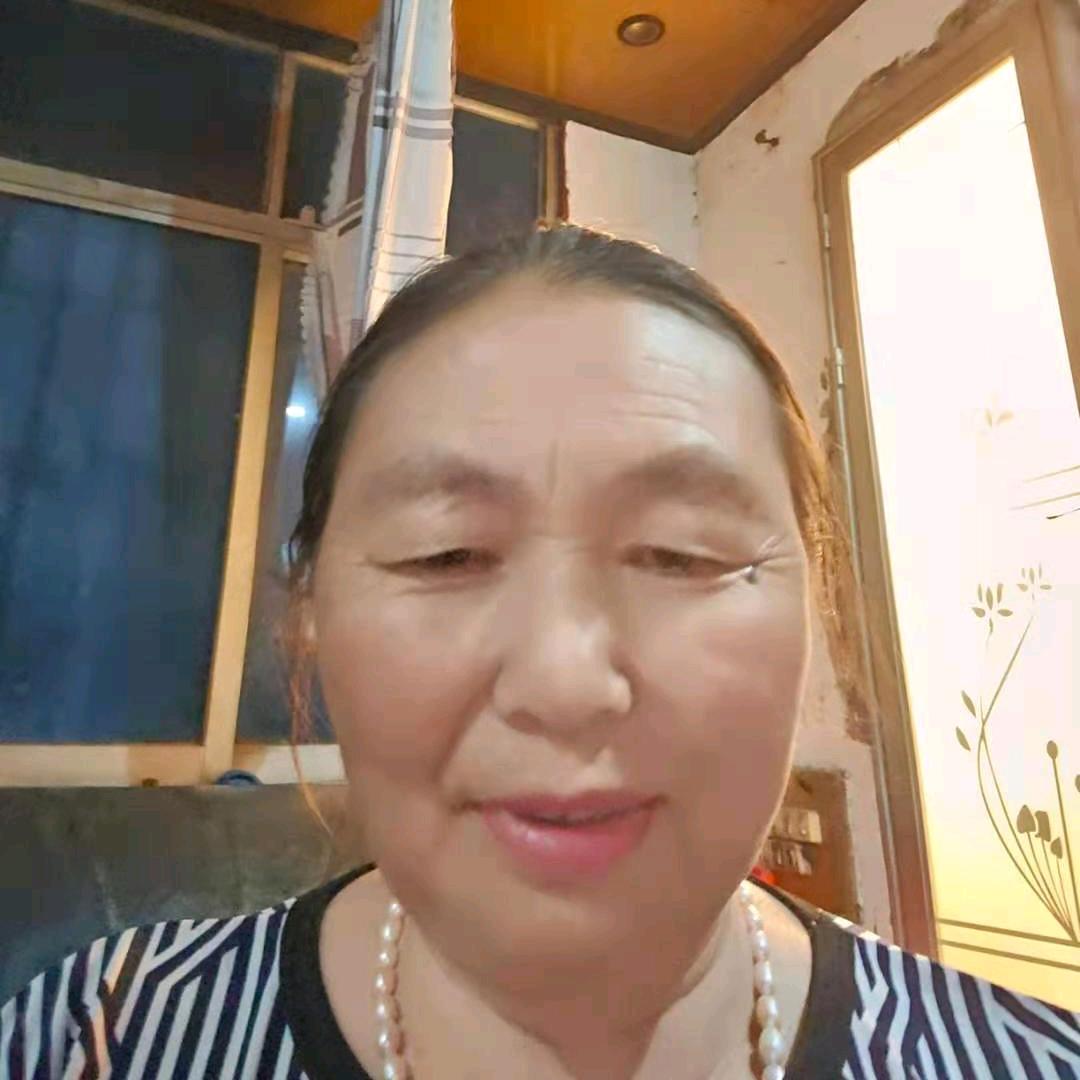 峨边县杨村乡丁方群