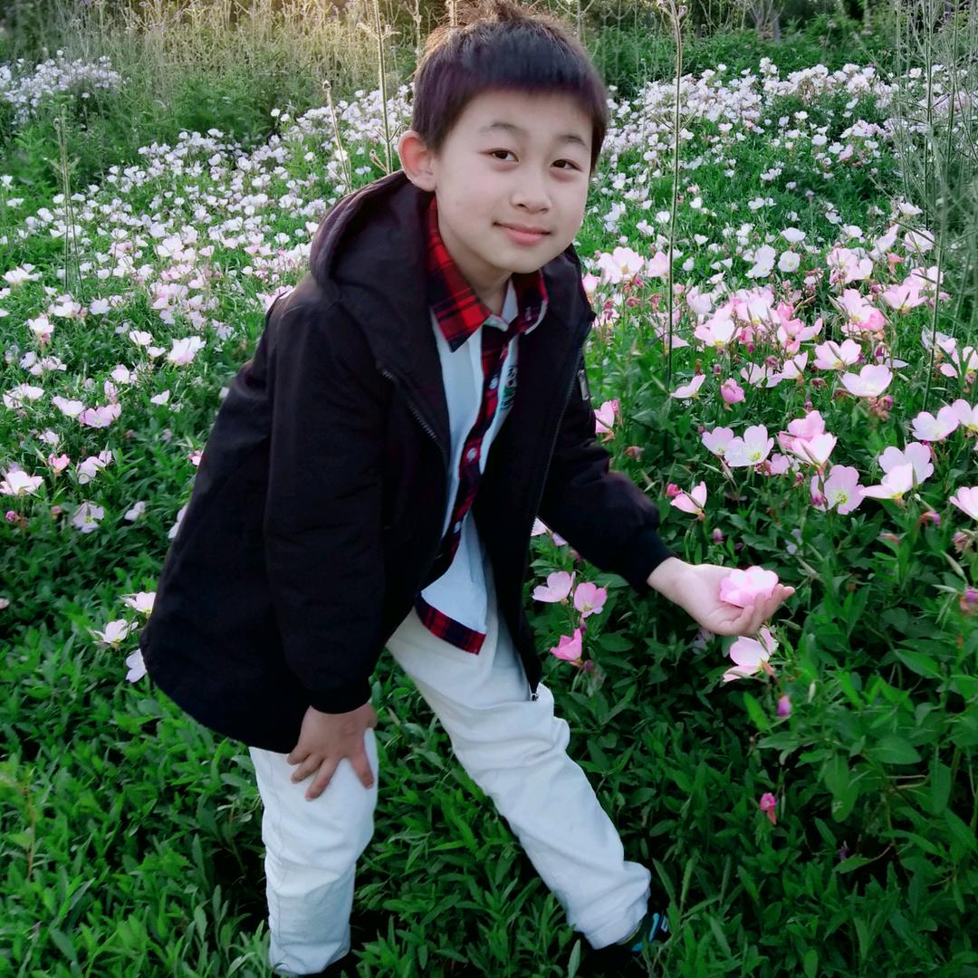 伍中秀（有赞必回）