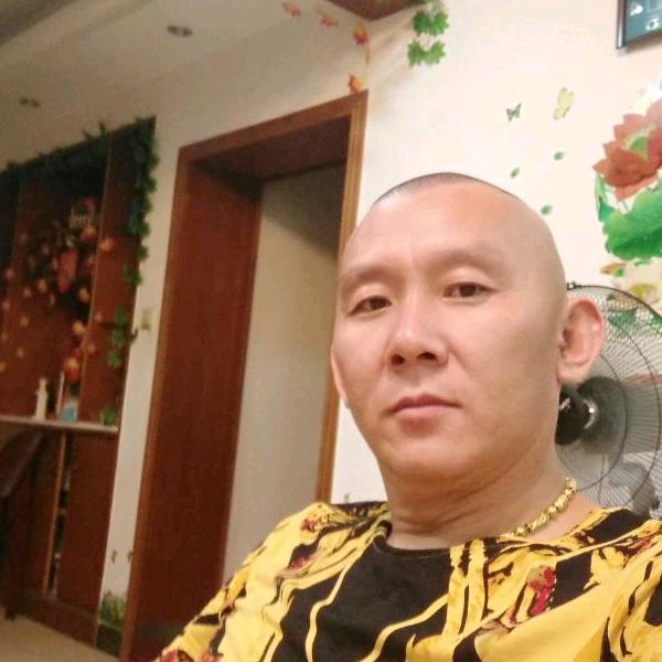 专做各种白烟布料：龙生