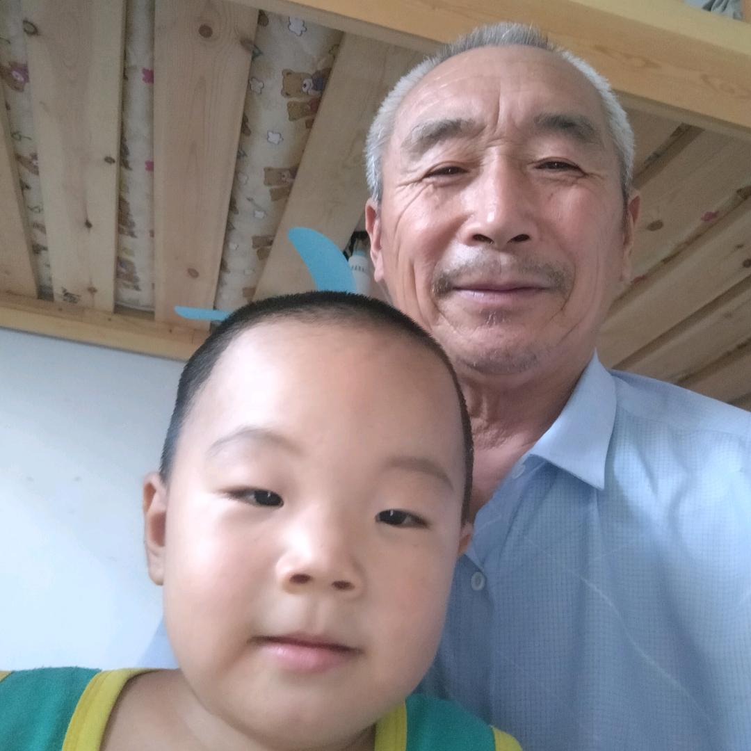 袁江龙