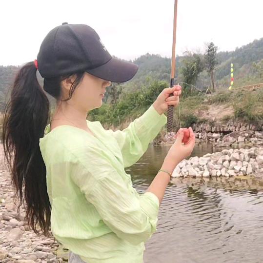 🎣青妹子