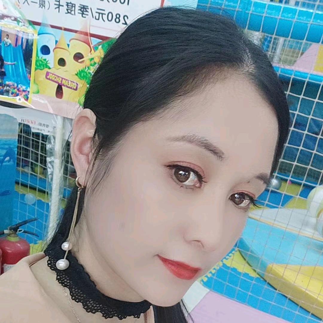 华姐回族姑娘，1984年的老鼠