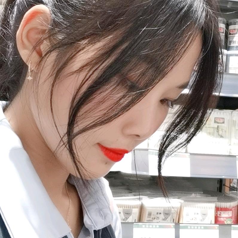 -  L 像鱼🧚‍♀️