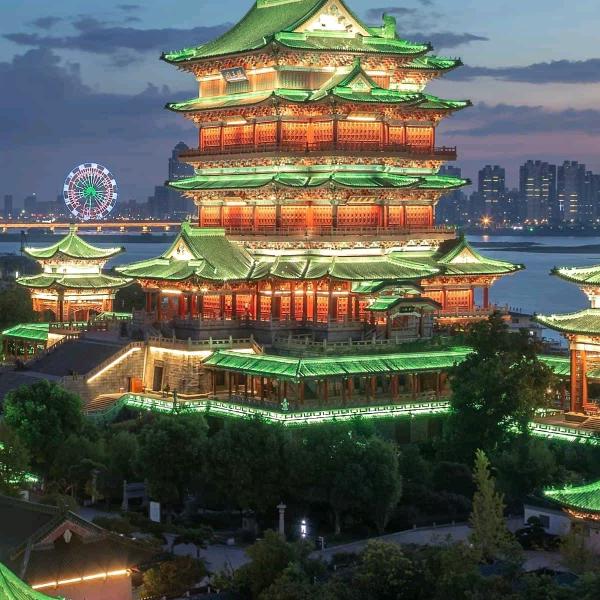 老宇