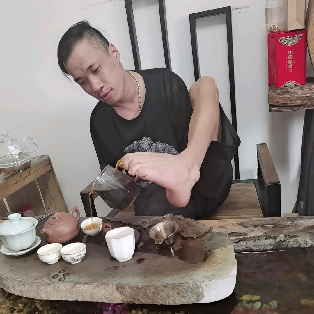 嘉奇（励志哥）