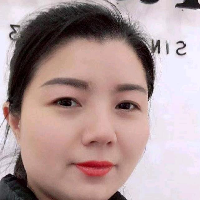 垫江素引女装  邬群芳