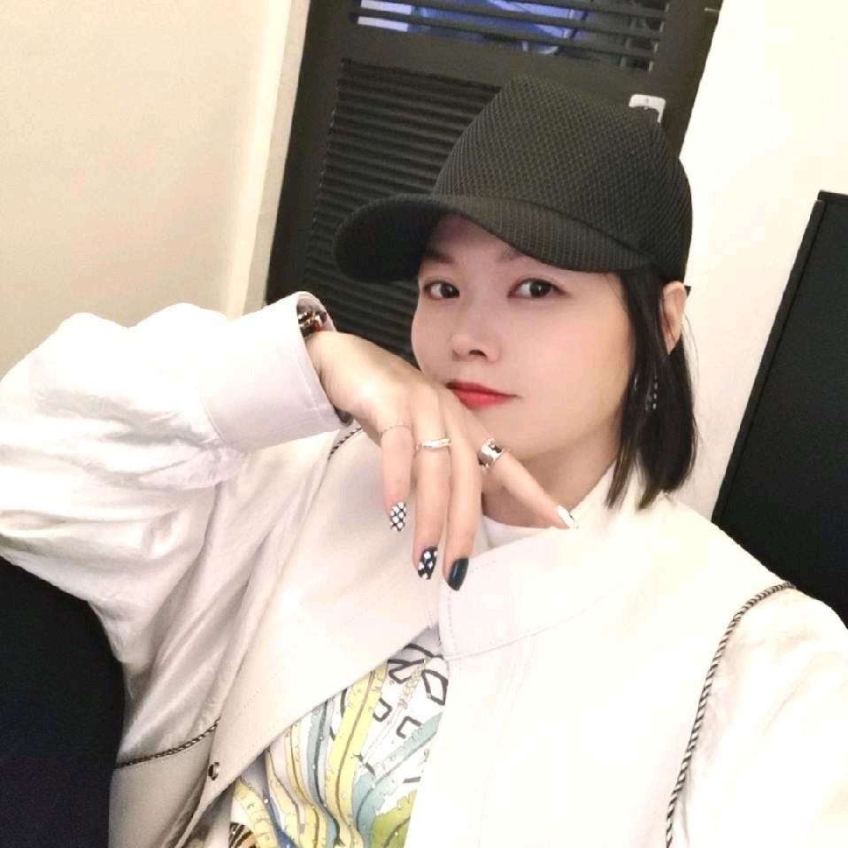 美帽集合穿搭小店