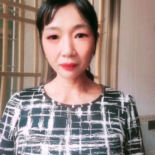 丽丽
