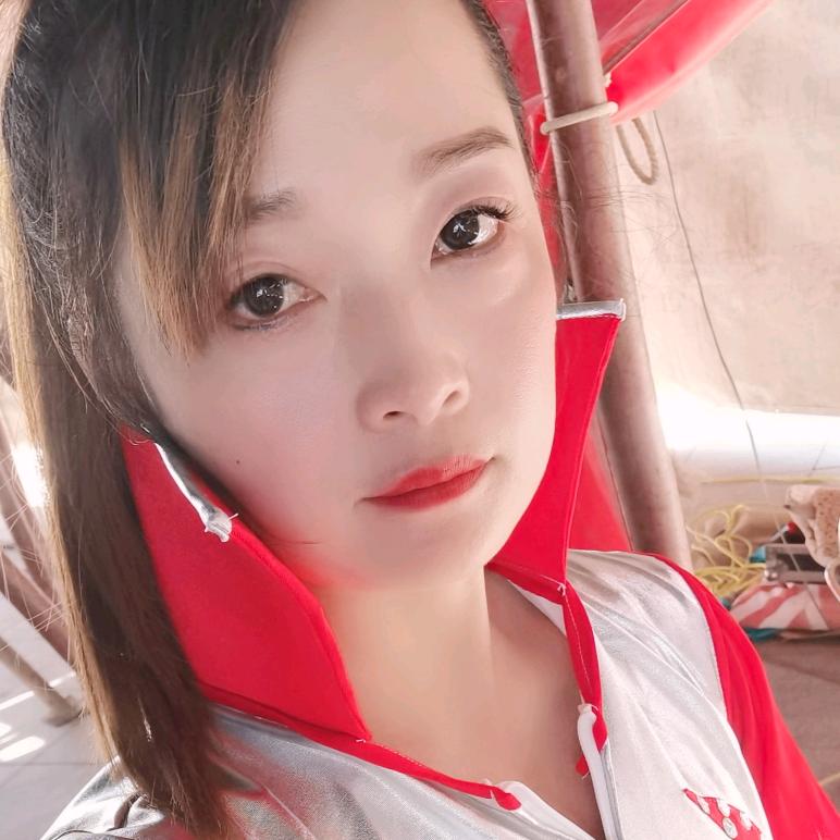 神龙女子飞车杂技艺术团