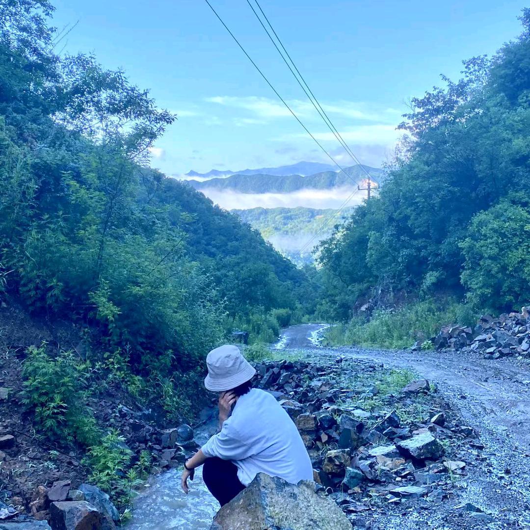五养山-鸾小妮