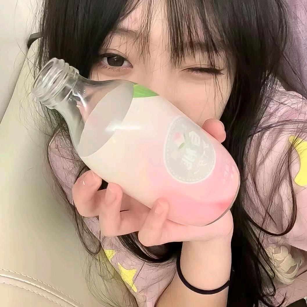 🌈 肆月