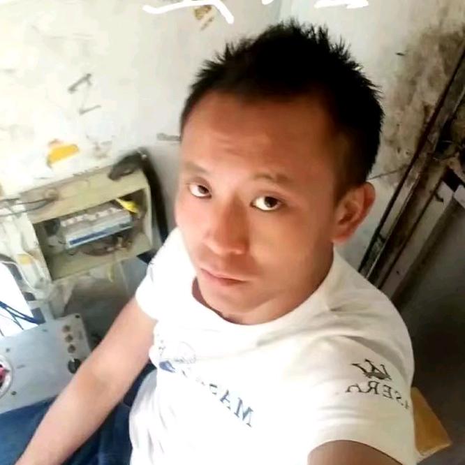 枕着你的名字入眠