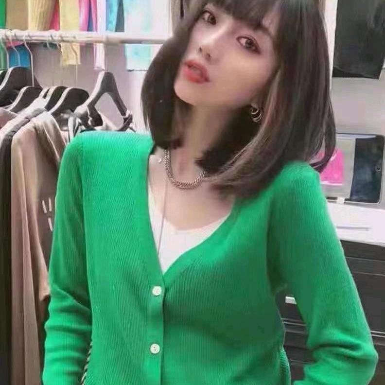 黄小曼服饰店