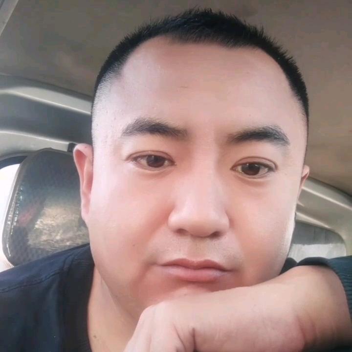 张峰