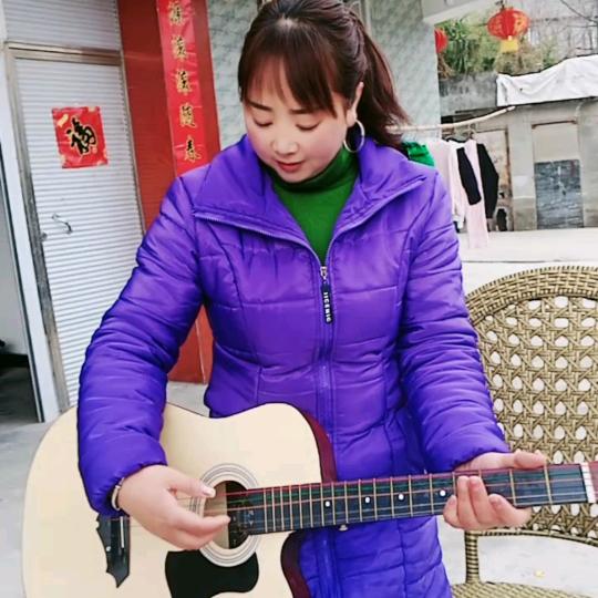 老河沟导赏员一菊姐