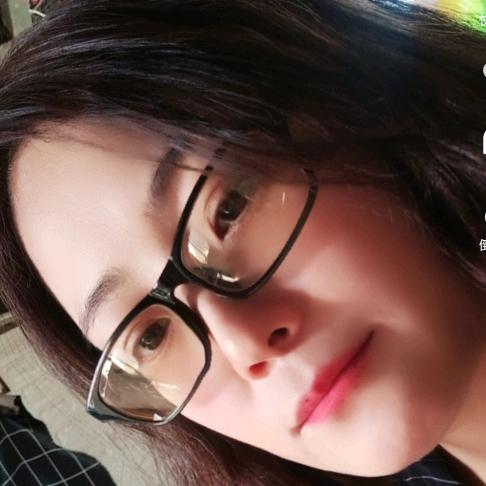 卖鸡蛋的大美女