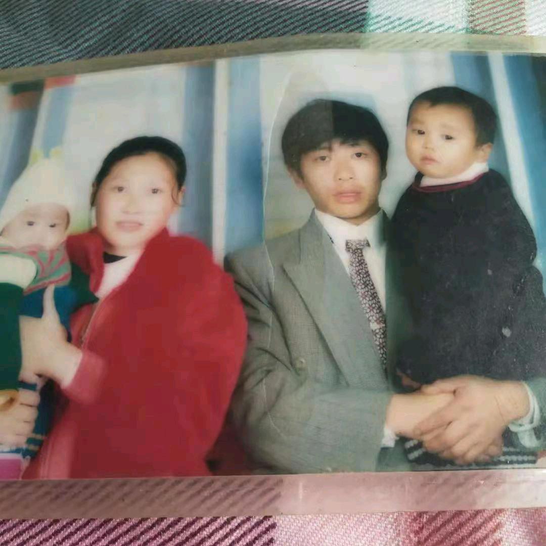 李柳琼