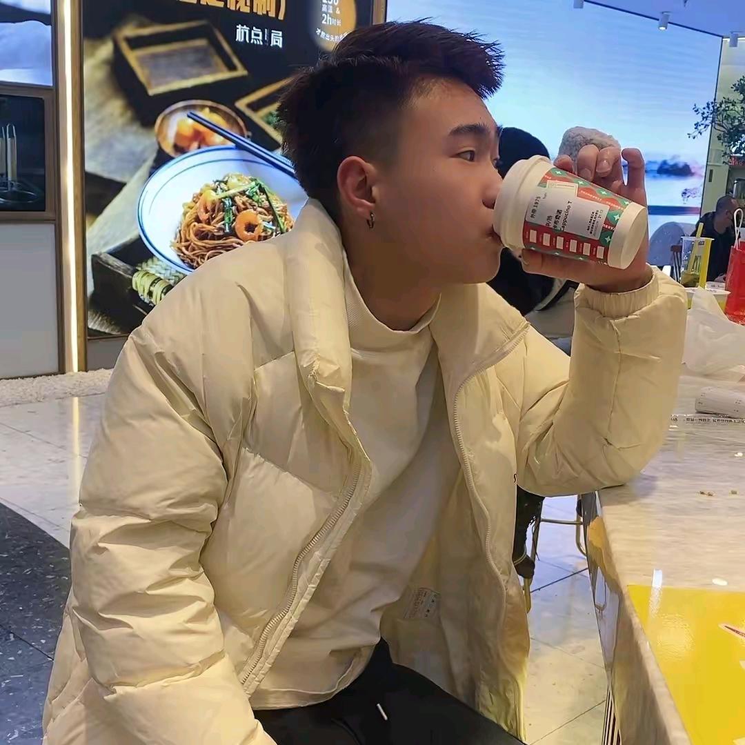 小香童🐎小天总