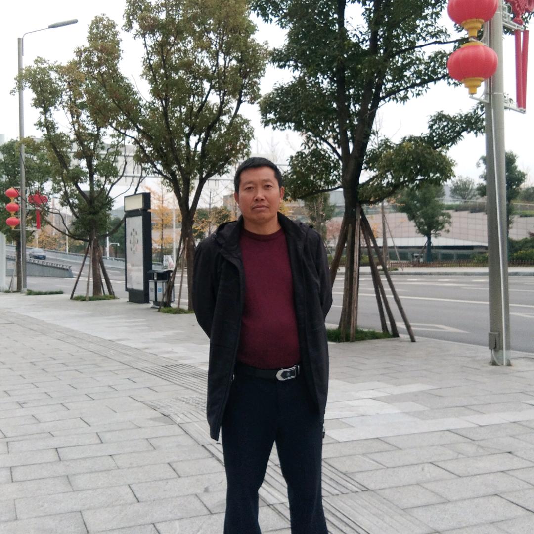 迷人气质十足啊