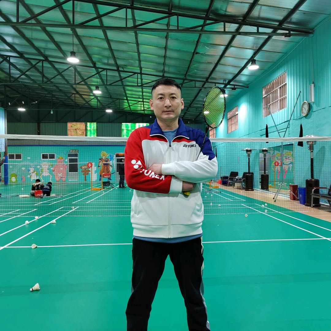 胶州市青春骏腾体育馆