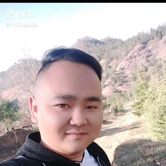 奋斗小哥